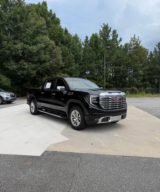 2025 GMC Sierra 4D &ndash; photo 3