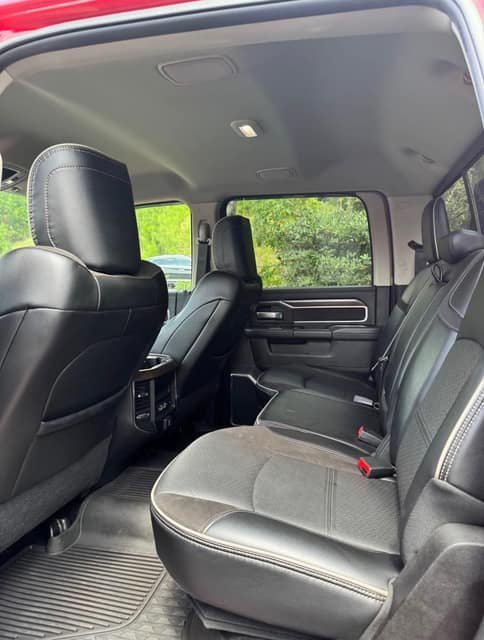 2023 Ram 5500 Crew cab Laramie cab &ndash; photo 5