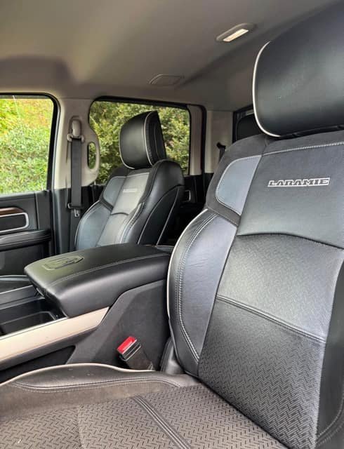 2023 Ram 5500 Crew cab Laramie cab &ndash; photo 7