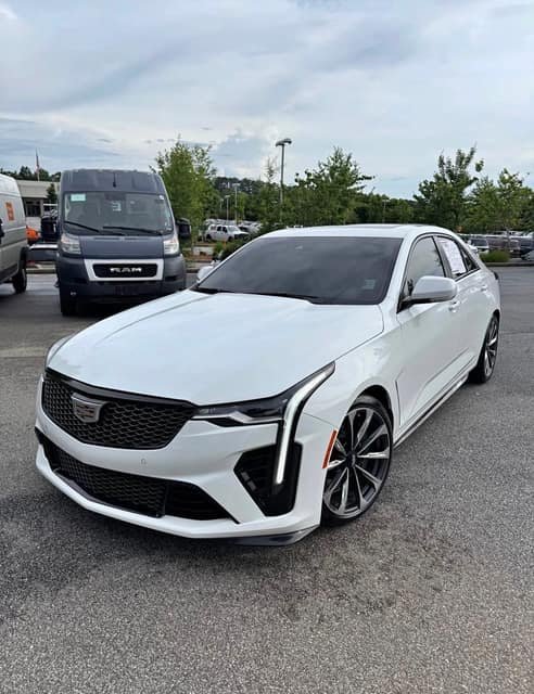 2023 Cadillac CT4 V series &ndash; photo 1