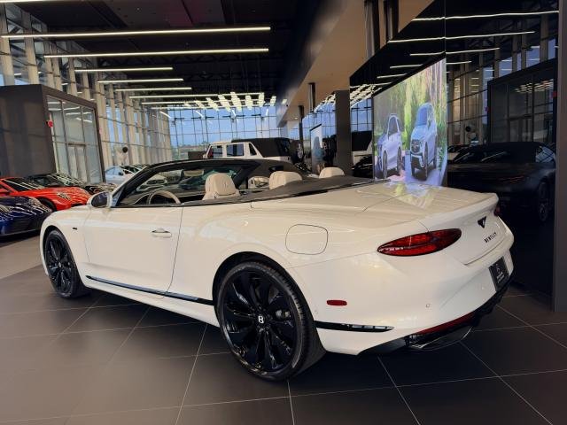 2025 Bentley Continental GTC Black Edition Continental GTC Black Edition &ndash; photo 2