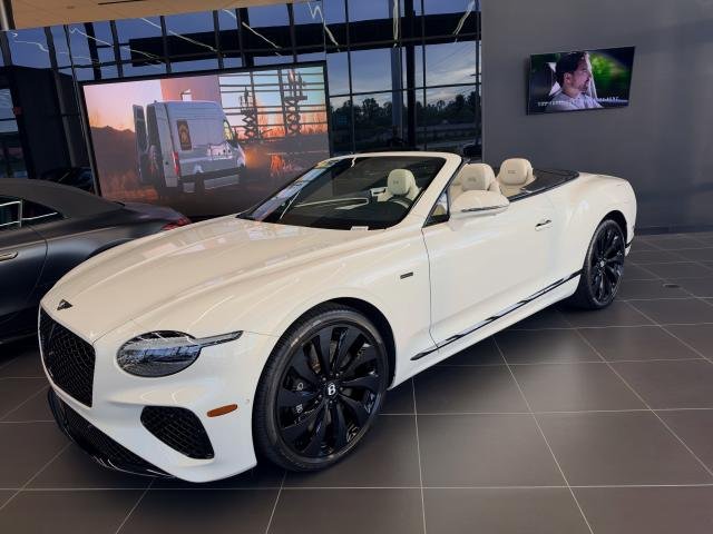2025 Bentley Continental GTC Black Edition Continental GTC Black Edition &ndash; photo 12