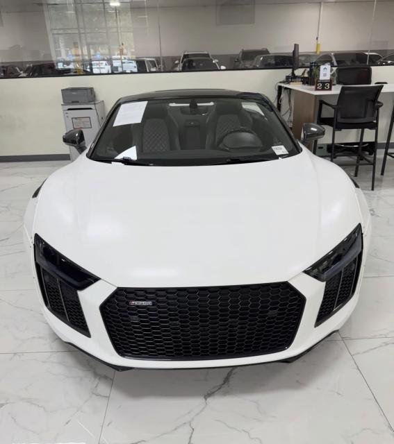 2018 Audi R8 Spyder Convertible 5.2 &ndash; photo 3