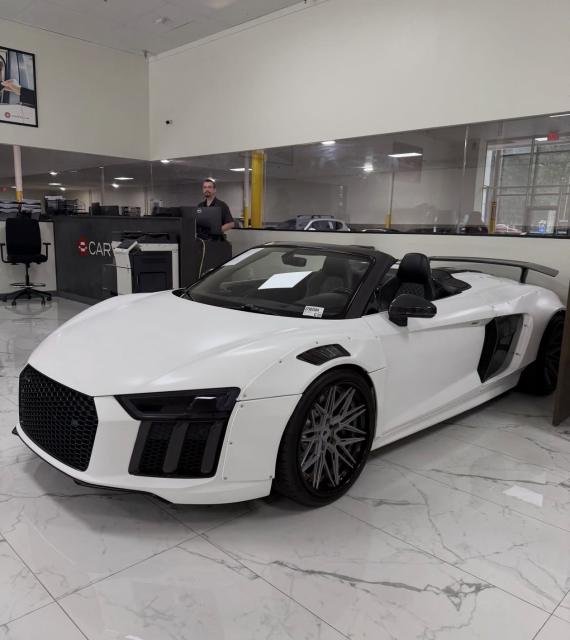 2018 Audi R8 Spyder Convertible 5.2 &ndash; photo 14