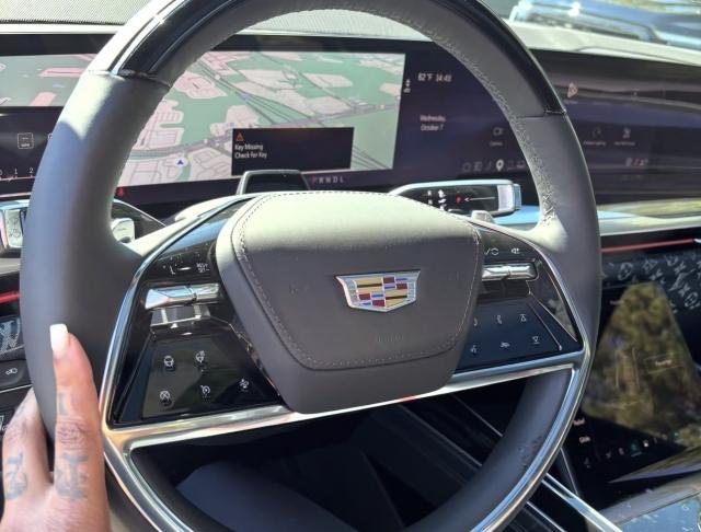 2026 Cadillac Escalade 4WD LV Platinum Sport &ndash; photo 5