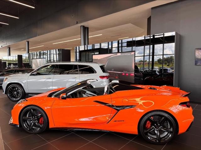 2023 Chevrolet Corvette Z06 3LZ Convertible &ndash; photo 2