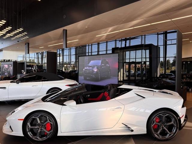 2024 Lamborghini Huracan EVO Spyder AWD &ndash; photo 2