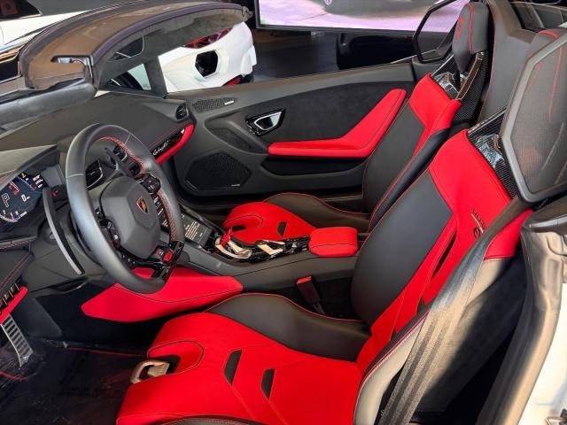 2024 Lamborghini Huracan EVO Spyder AWD &ndash; photo 3