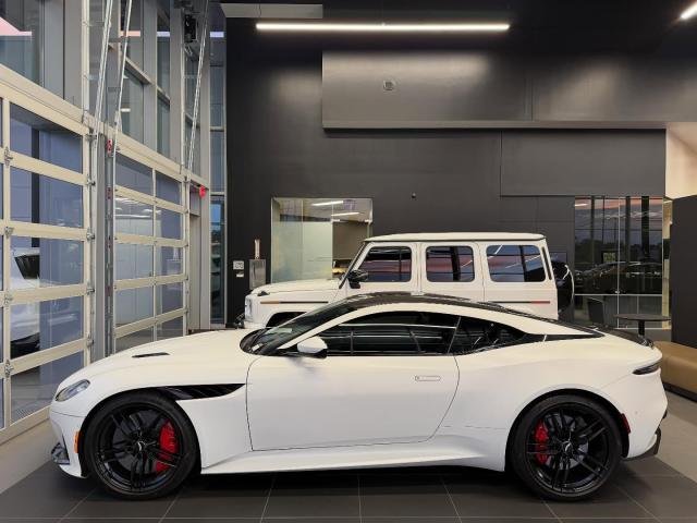 2022 Aston Martin DBS Superleggera V12 &ndash; photo 8
