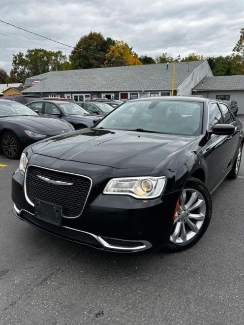 2015 Chrysler 300 300 C &ndash; photo 2