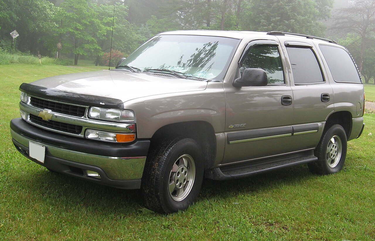 2003 Chevrolet Tahoe Limited &ndash; photo 2