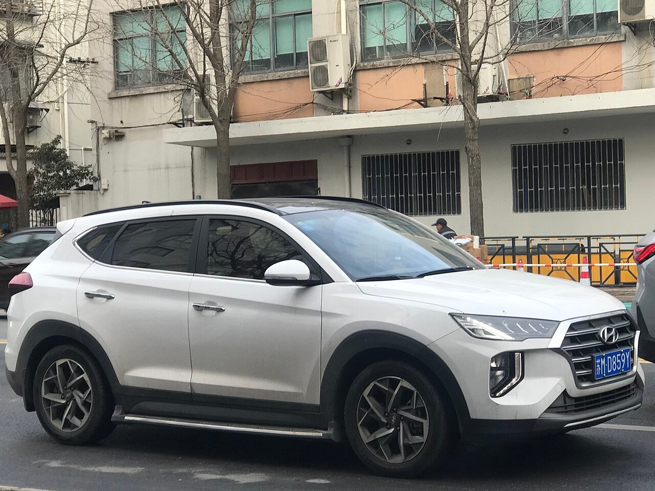 2022 Hyundai Tucson Limited &ndash; photo 3