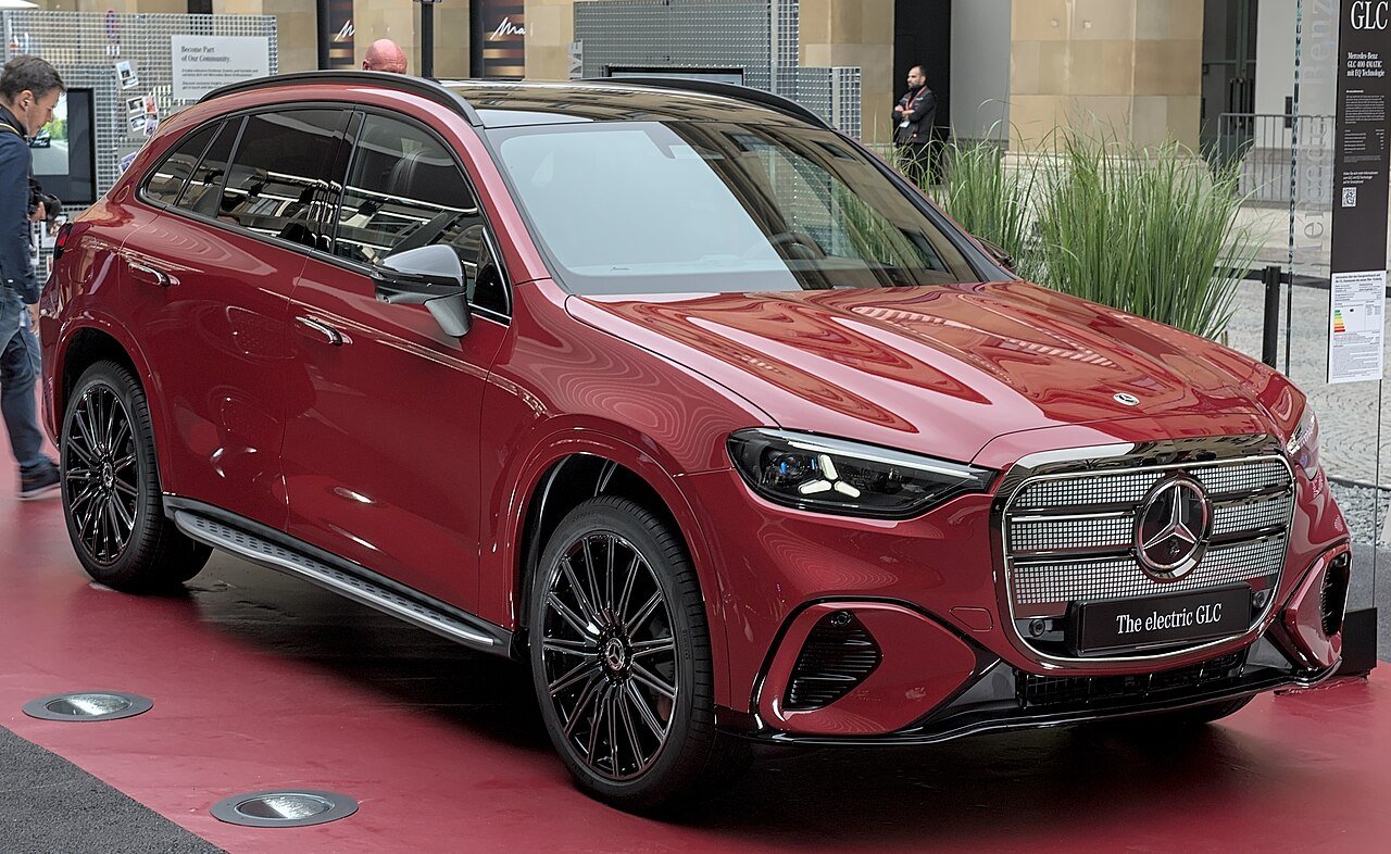 2018 Mercedes-Benz GLC EX-L &ndash; photo 4