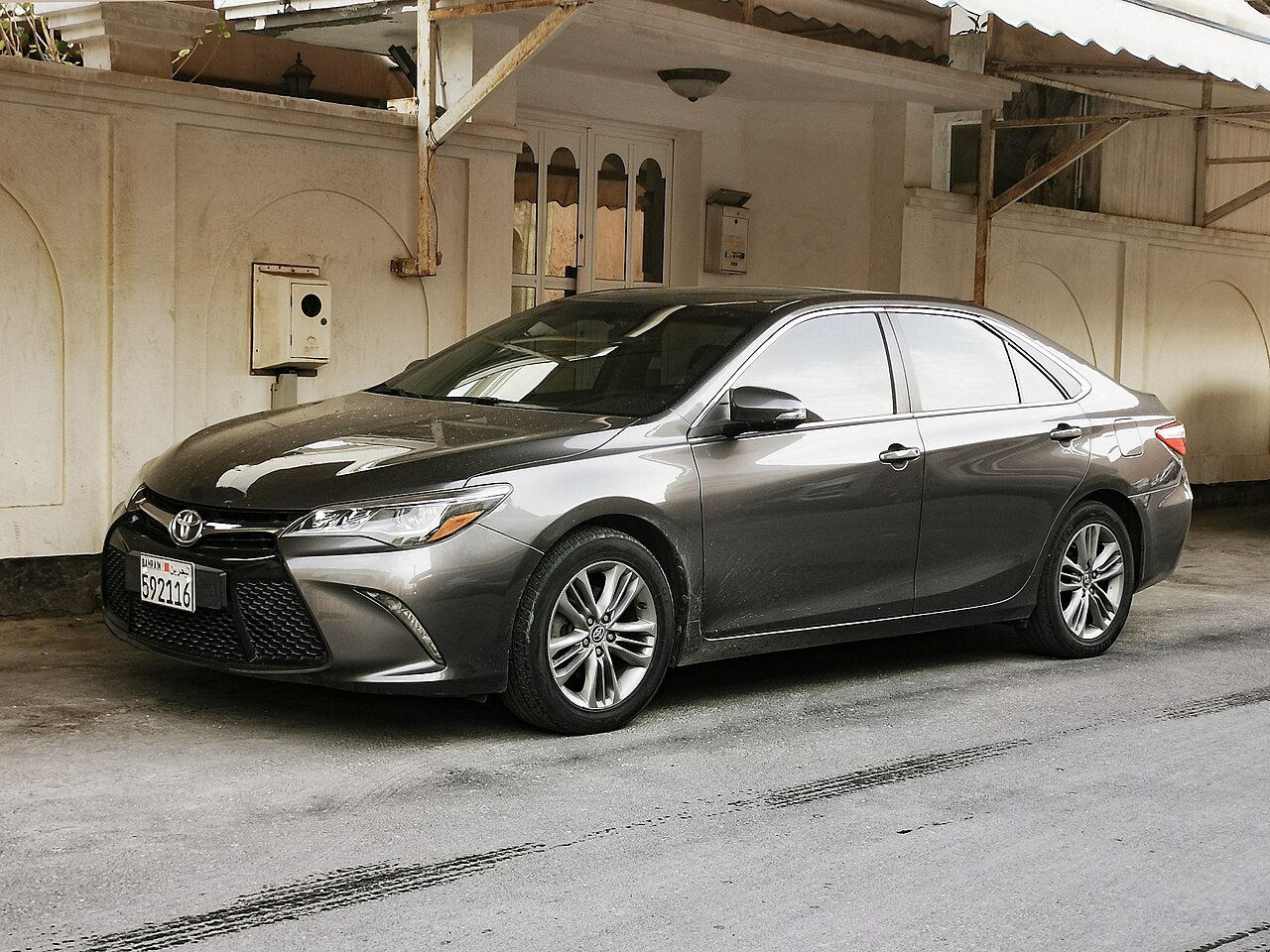 2018 Toyota Camry Sport &ndash; photo 4