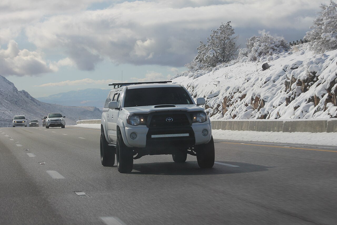 2019 Toyota Tacoma TRD Off-Road &ndash; photo 2